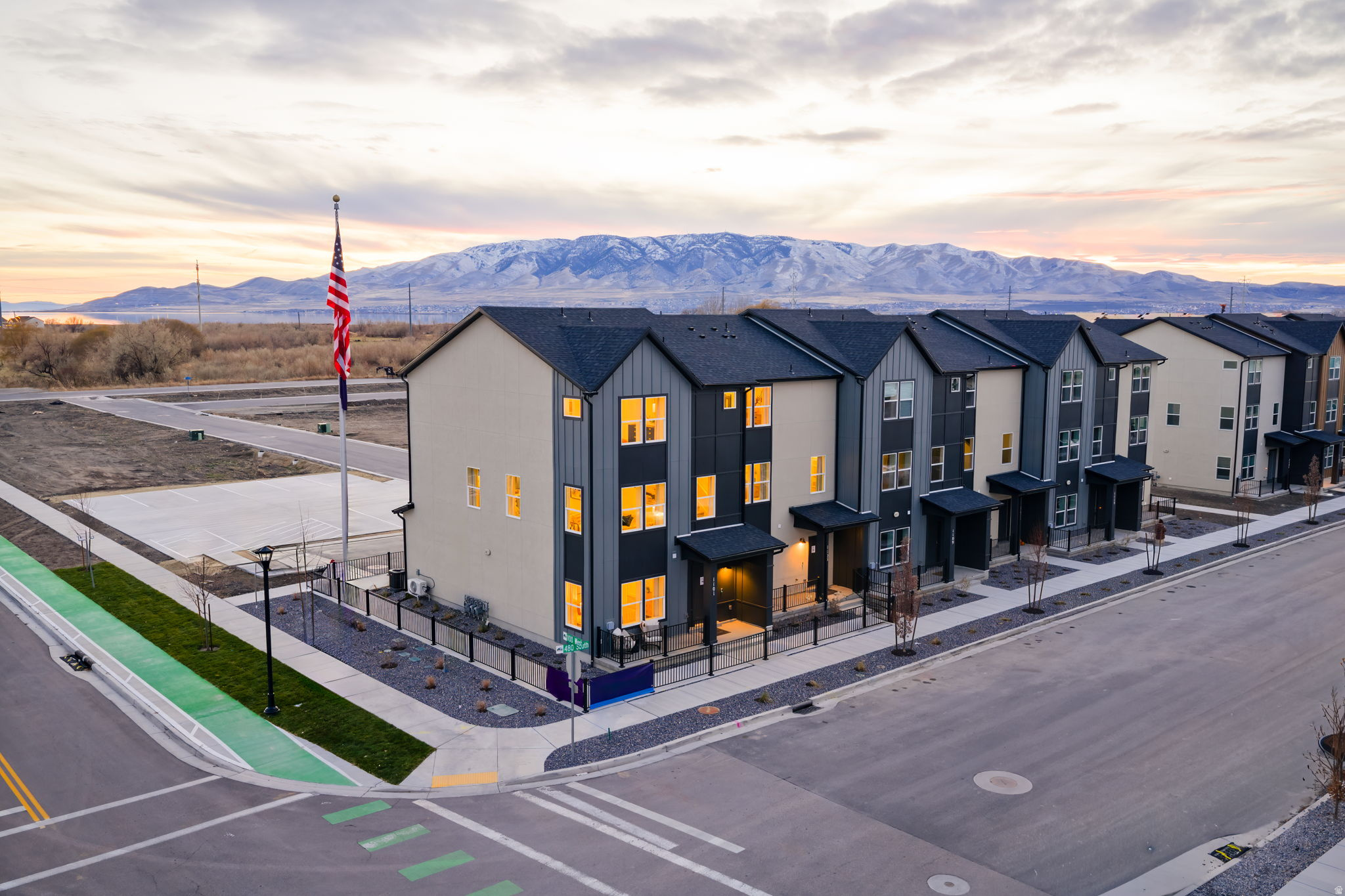 HIGHLINE AT AMERICAN FORK - Residential