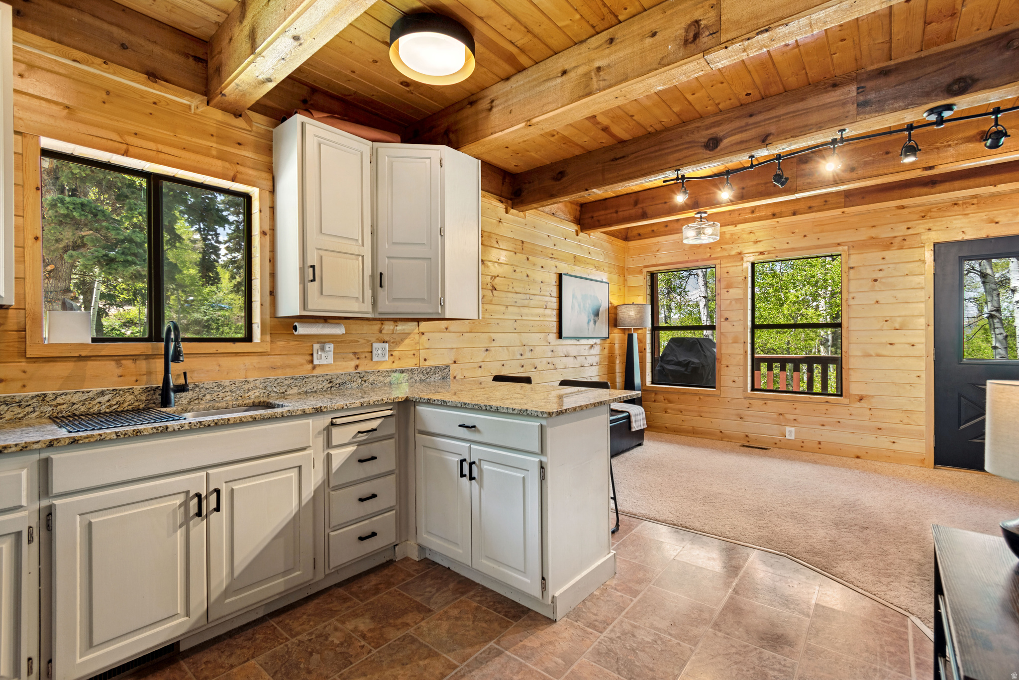TIMBER LAKES - Residential