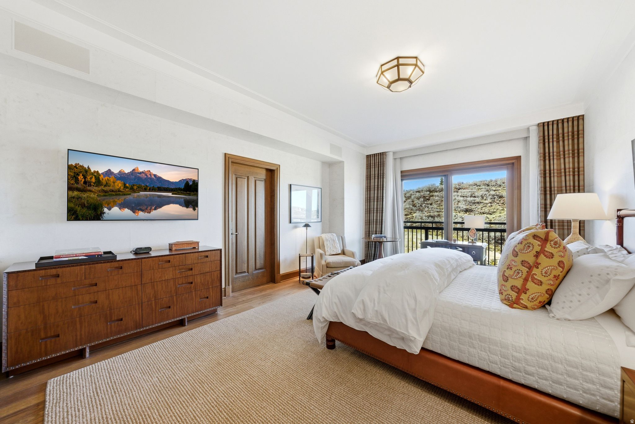 ST. REGIS - Residential