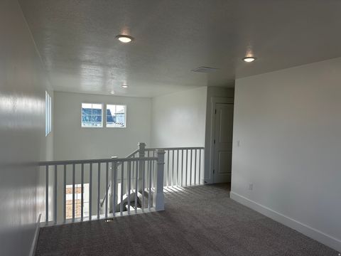 Tiny photo for 2414 W SANTA FE DR, Mapleton, UT 84664 (MLS # 2132136)