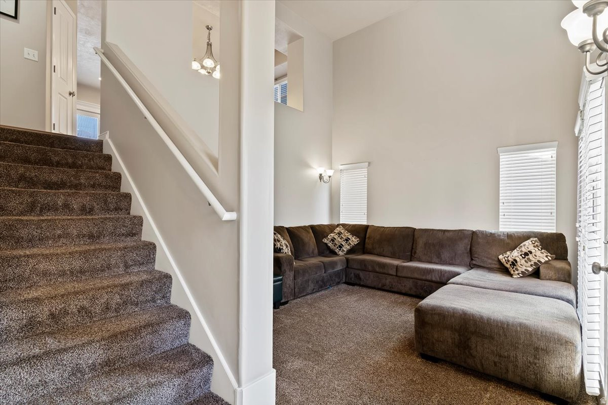 FARMINGTON CROSSING - Residential