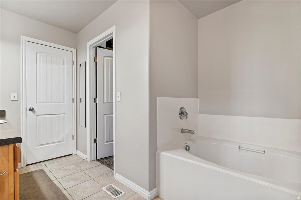 FARMINGTON CROSSING - Residential