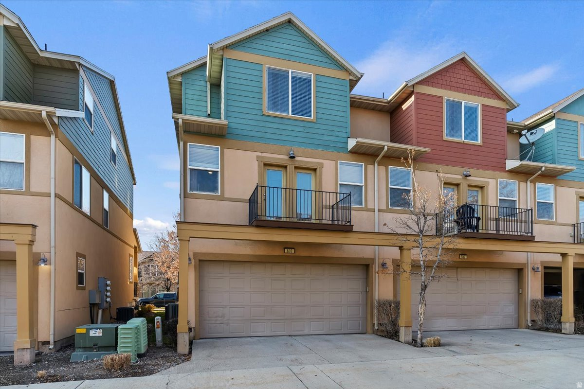 FARMINGTON CROSSING - Residential