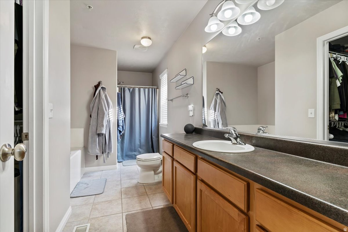 FARMINGTON CROSSING - Residential