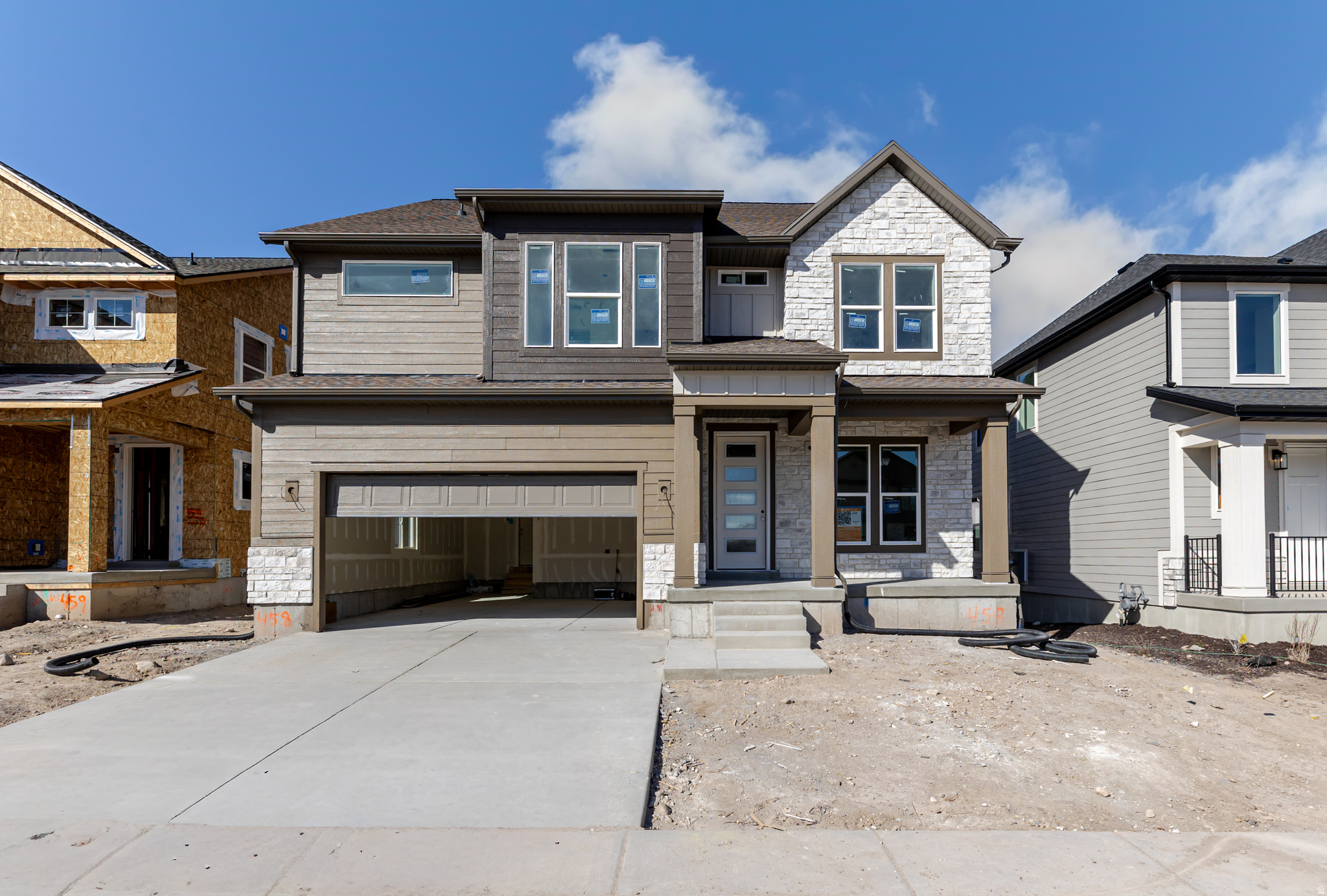 RIVER POINT - Residential