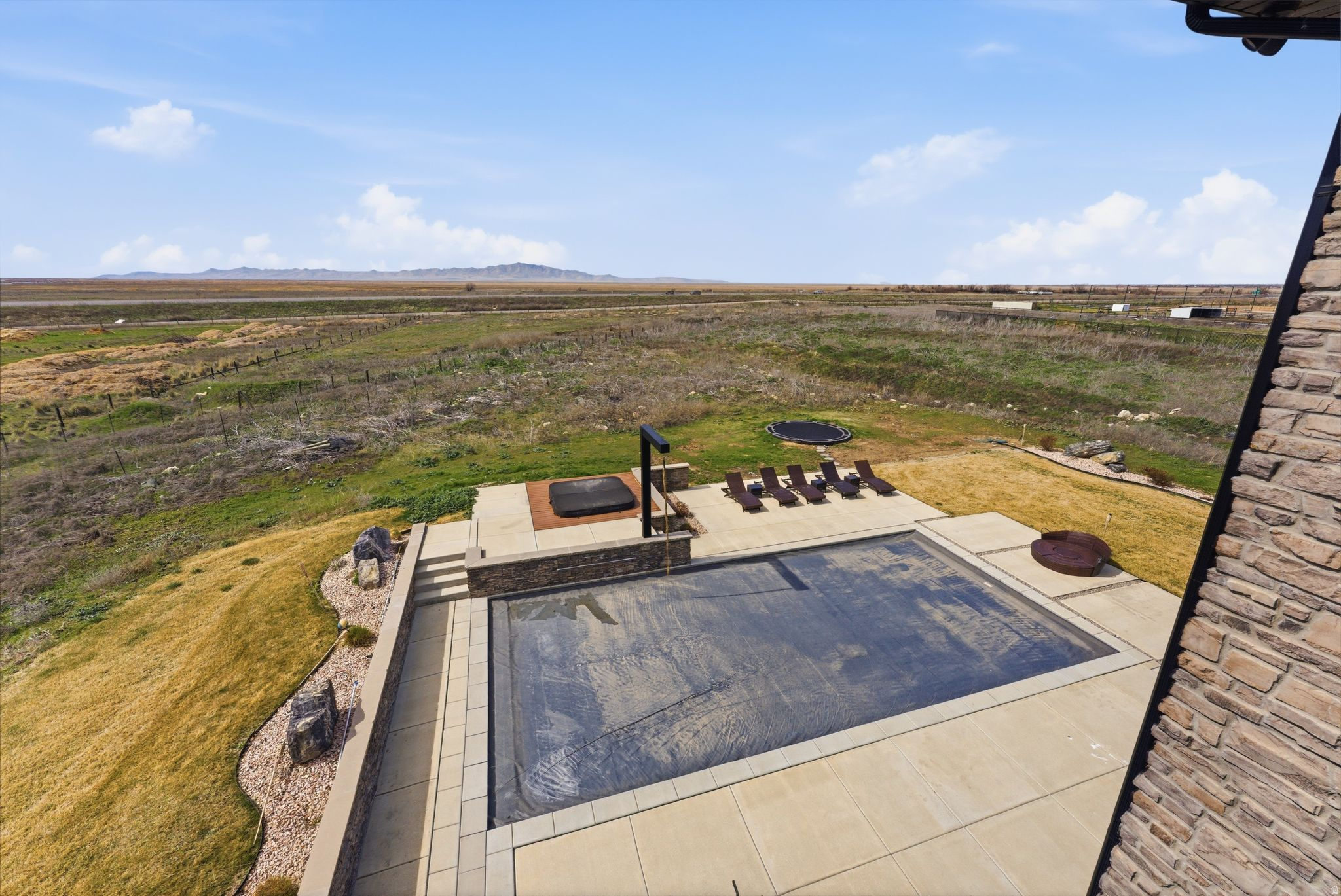 FARMINGTON RANCHES 8 - Residential