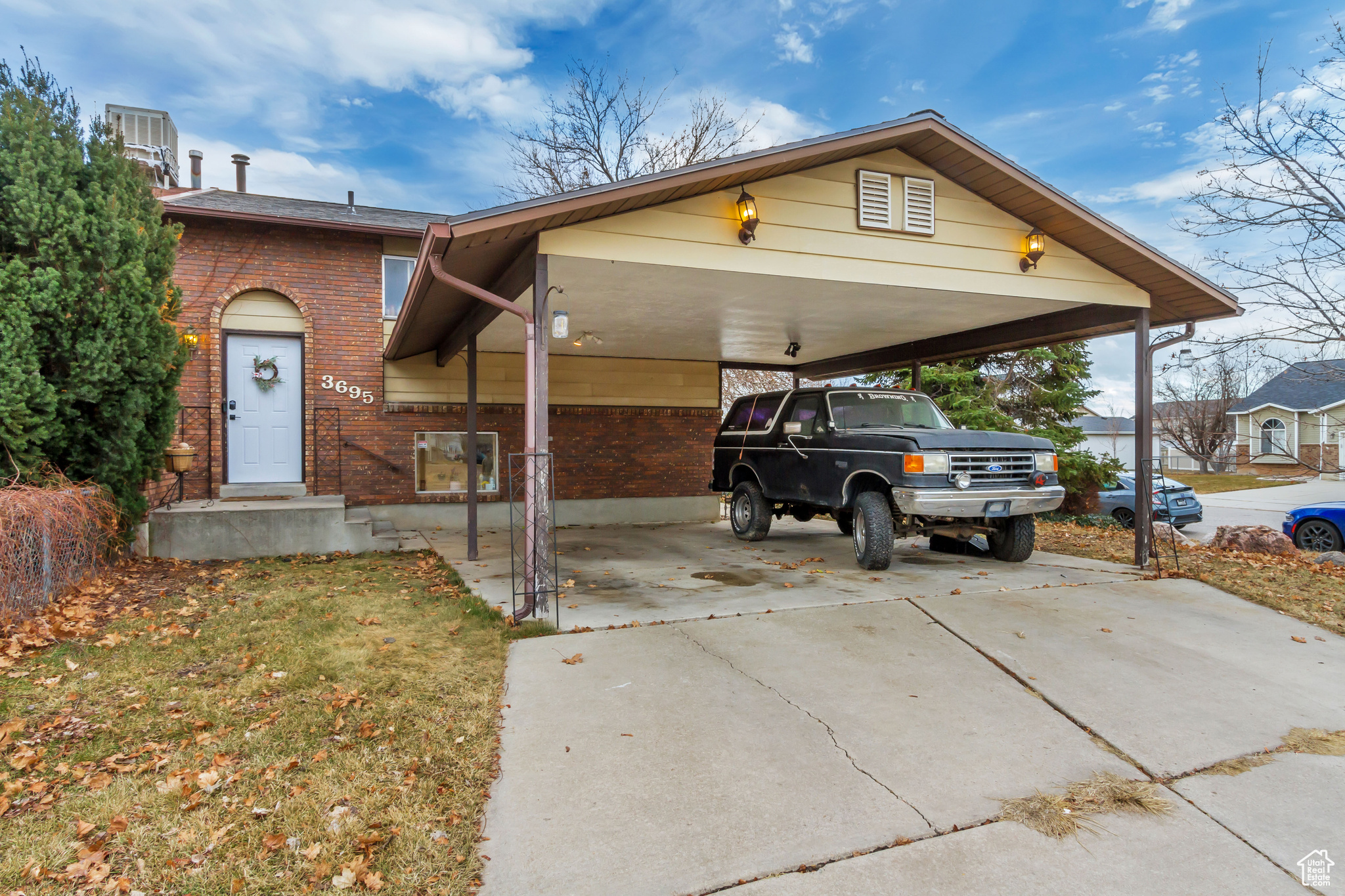 Beautifully updated & clean 3 bed, 1.5 bath twin home on a corner lot with a well landscaped and maintained yard. Master bedroom is spacious w/ crown molding & an amazing walk in closet it also features a Jack & Jill entry into a roomy full sized bathroom. The kitchen has been tastefully updated. Plenty of counter and cupboard space. The dining room space is plentiful. Great storage underneath and above the stairs. Half bath has a beautiful pedestal sink. Enjoy the ease of accessing the spacious patio from the walkout. The yard is well designed for entertaining, play or relaxation. New a/c and furnace! Square footage figures are provided as a courtesy estimate only and were obtained from county records . Buyer is advised to obtain an independent measurement.