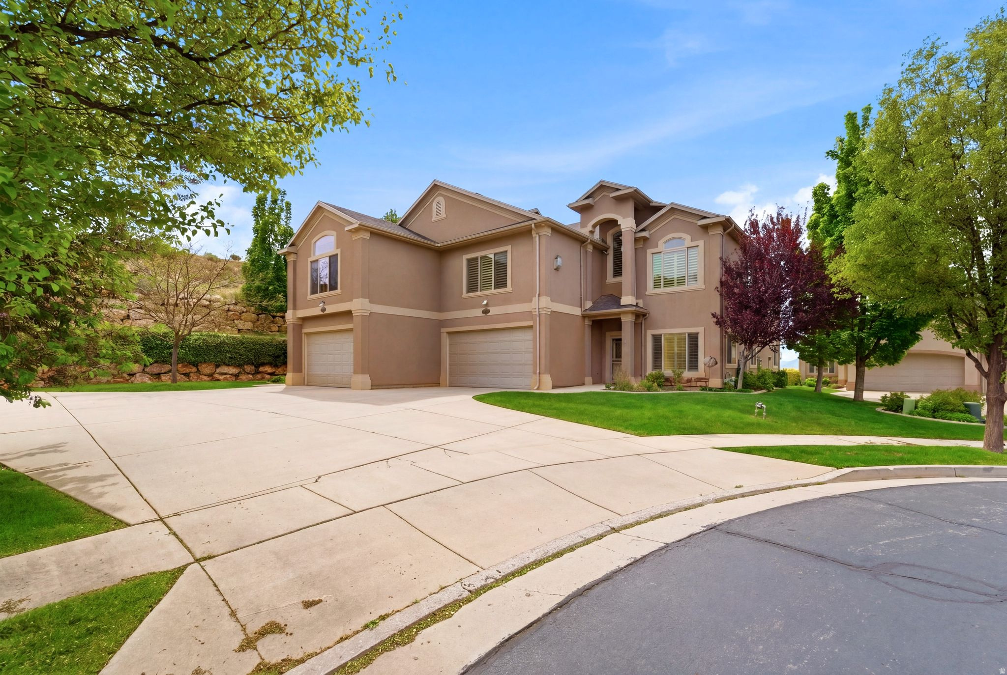 EDGEWOOD ESTATES - Residential