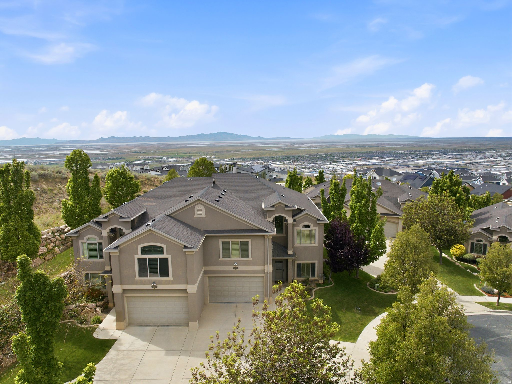 EDGEWOOD ESTATES - Residential