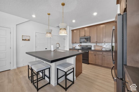 Tiny photo for 126 E GEYSER CT, Saratoga Springs, UT 84045 (MLS # 2188410)