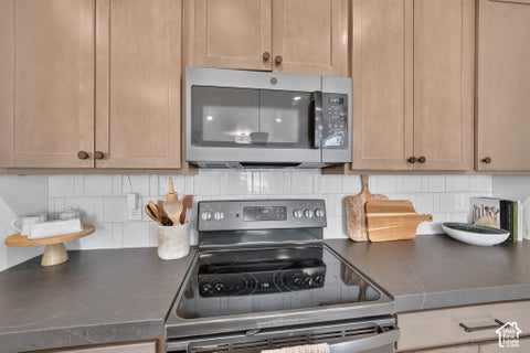Tiny photo for 126 E GEYSER CT, Saratoga Springs, UT 84045 (MLS # 2188410)