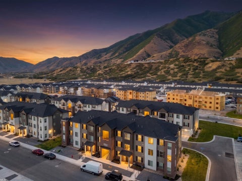 Photo of 4835 S ALDER DR #D202, Mapleton, UT 84664 (MLS # 2166924)