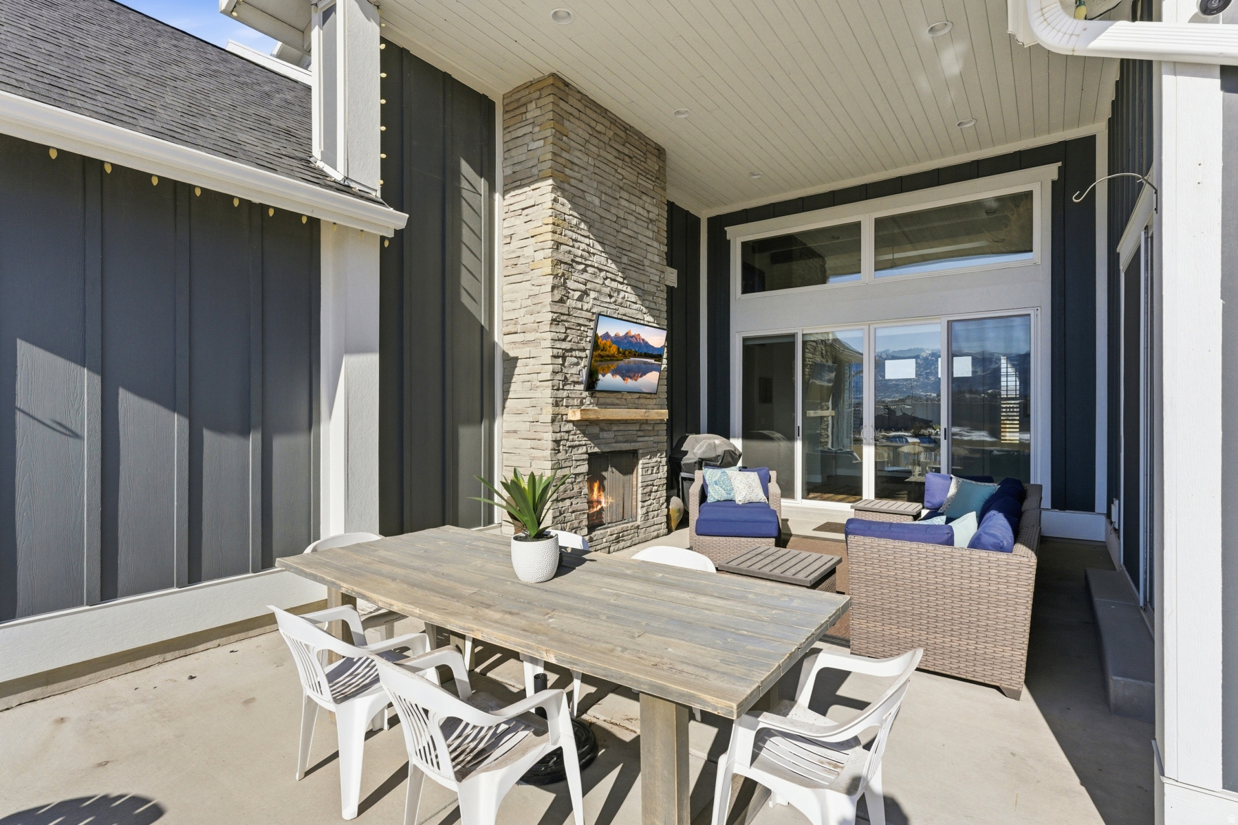 EAST CREEK RANCH - Residential