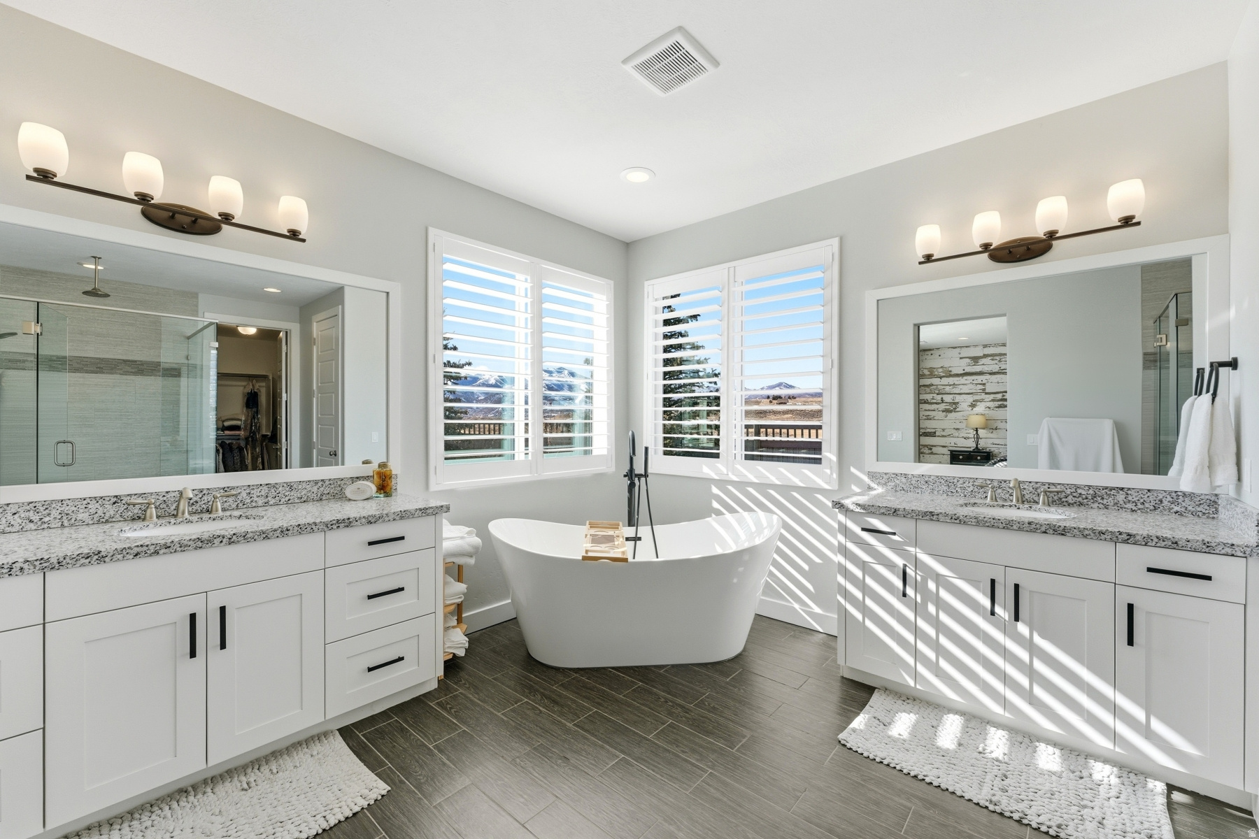 EAST CREEK RANCH - Residential