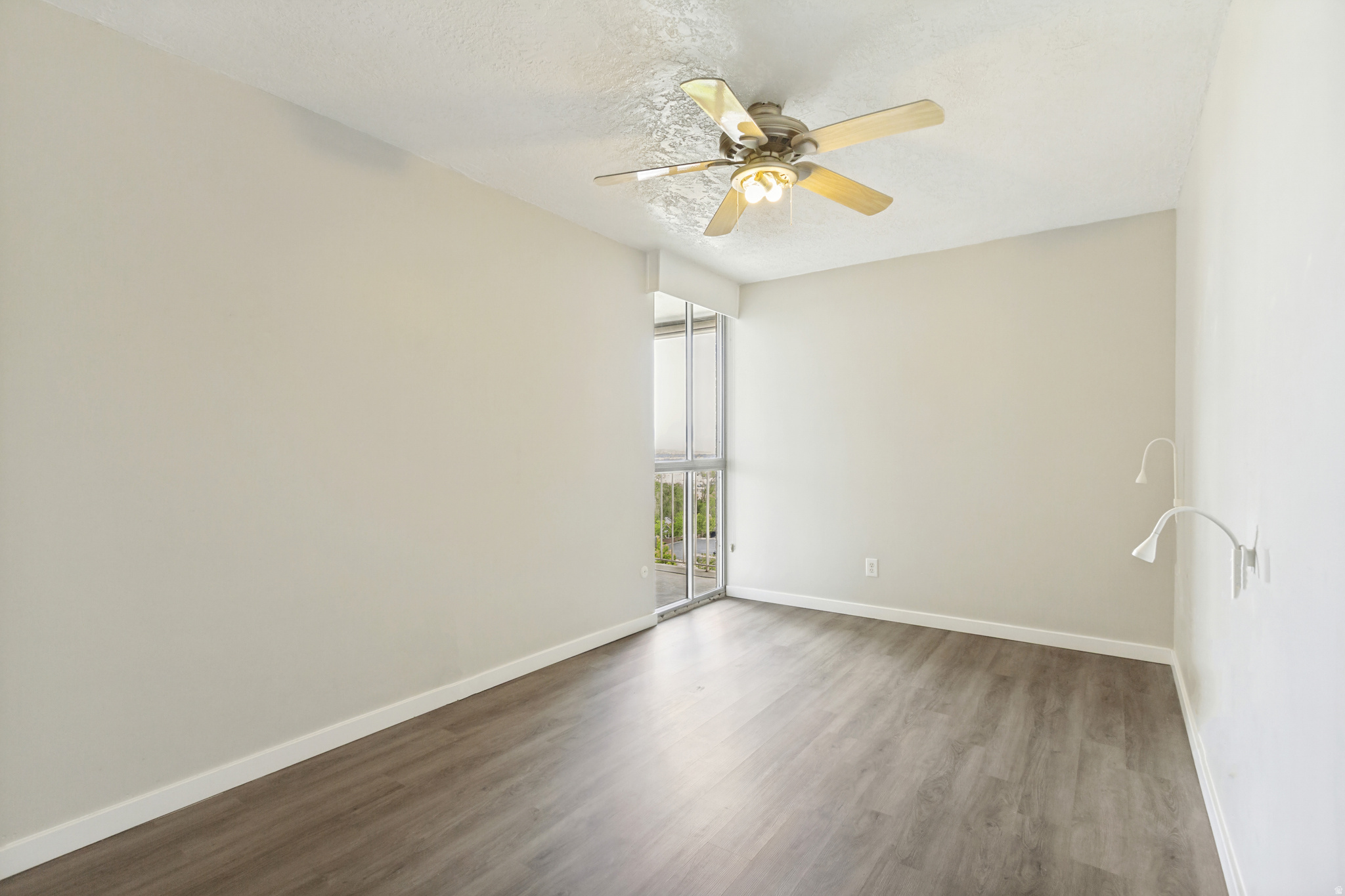 THE STANSBURY CONDM - Residential