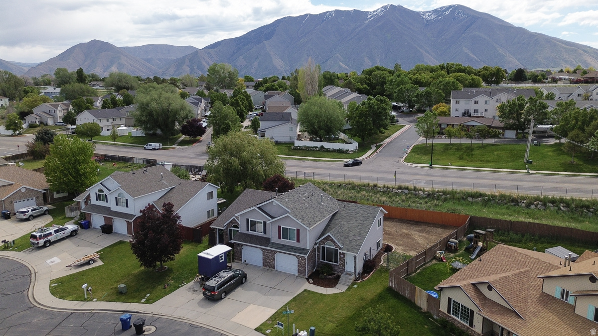 LYNNBROOK - Residential Income
