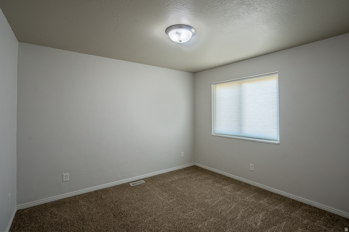 LYNNBROOK - Residential Income