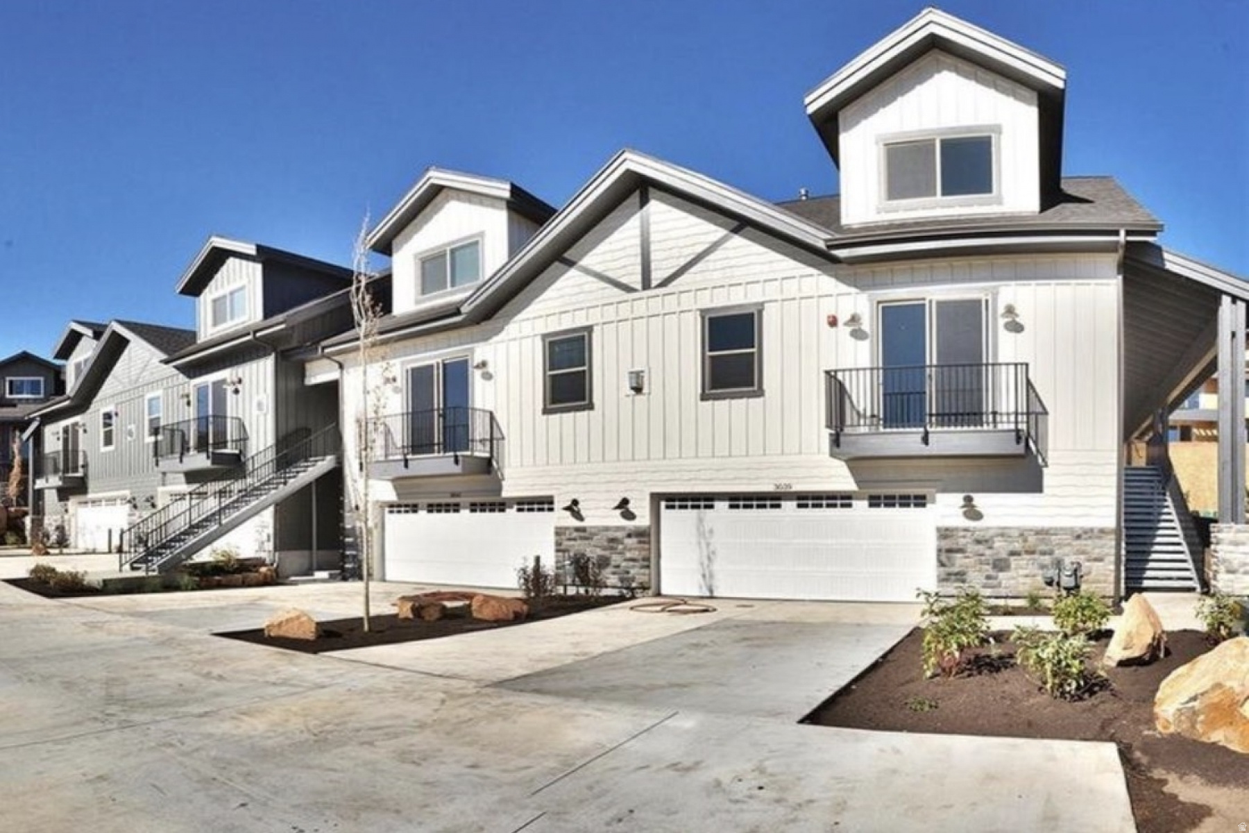 QUARRY SPRINGS AT PINEBROOK CONDO - Residential Lease