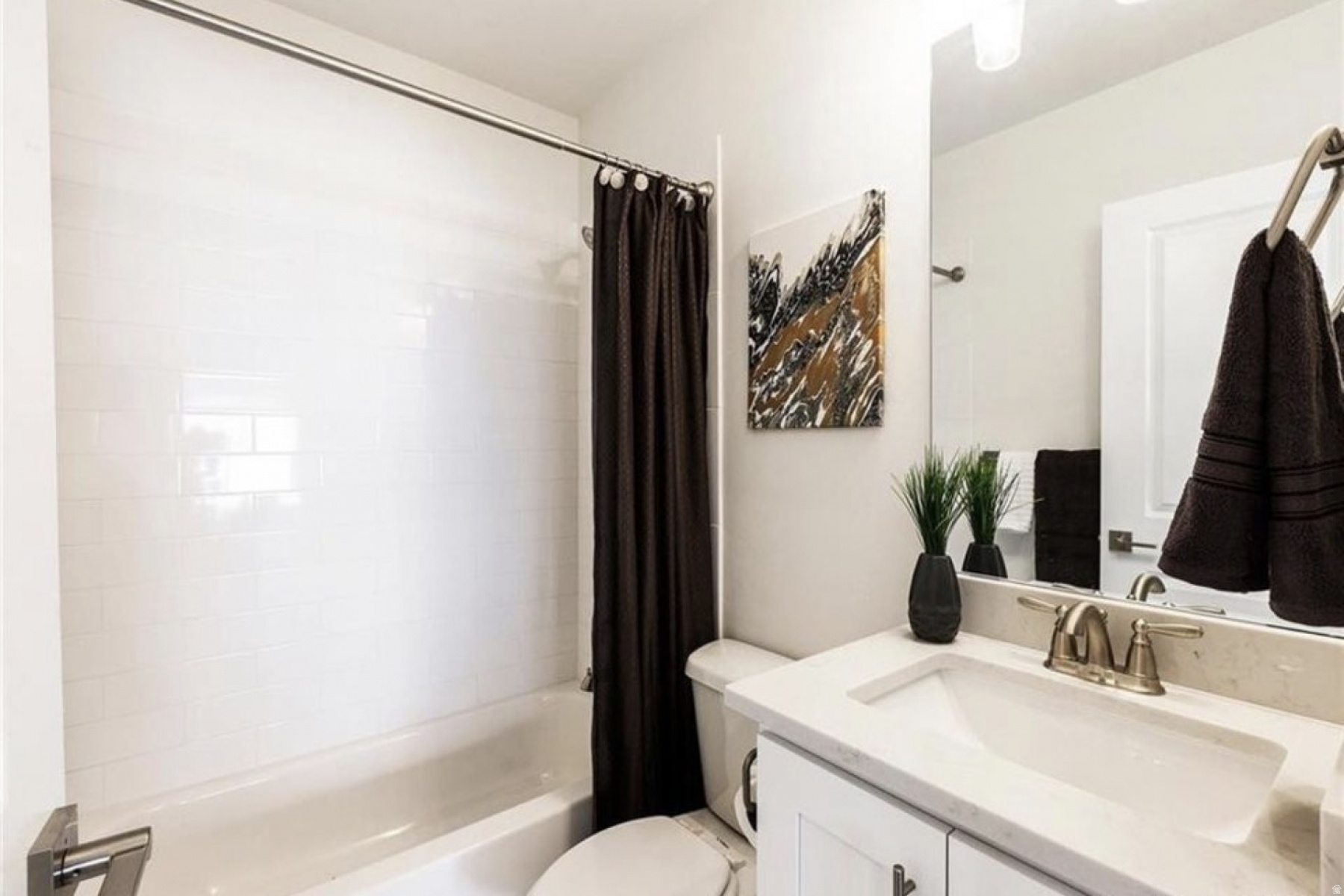 QUARRY SPRINGS AT PINEBROOK CONDO - Residential Lease