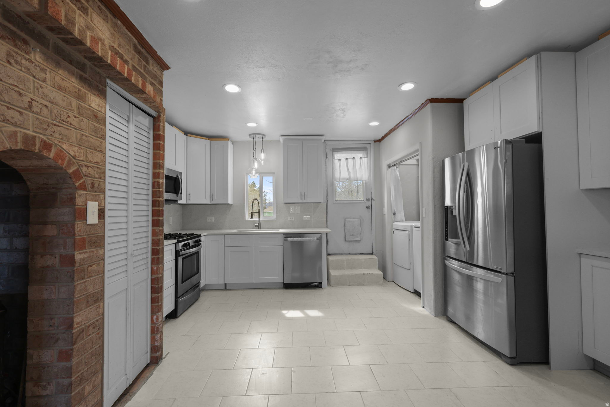 DAILEY MINOR - Residential