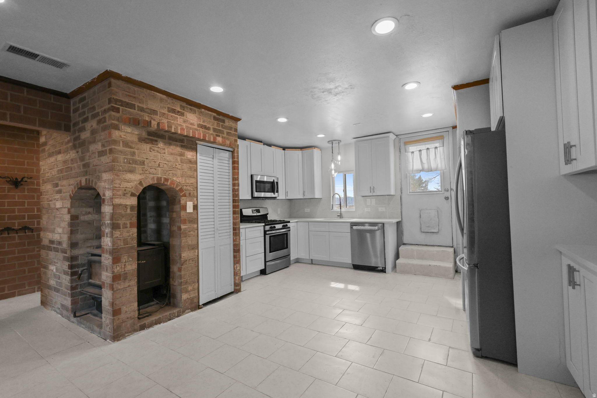 DAILEY MINOR - Residential