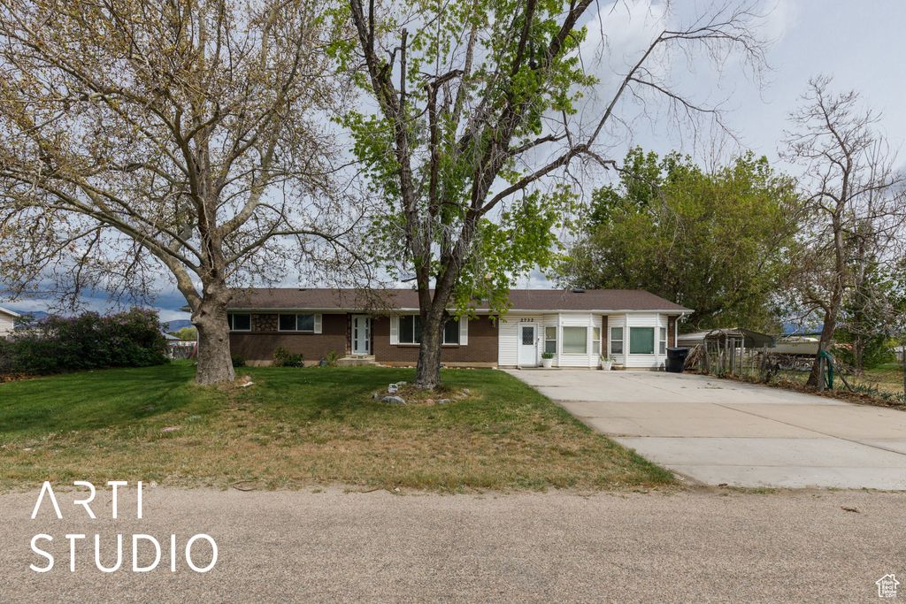 Photo of 2732 S 4550 W, Taylor, UT 84401 (MLS # 2081397)