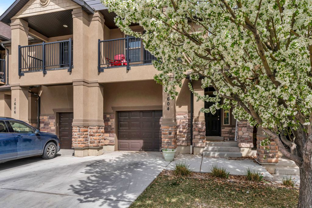 Photo of 1604 N CARTAGENA WAY #245, Saratoga Springs, UT 84045 (MLS # 2146915)