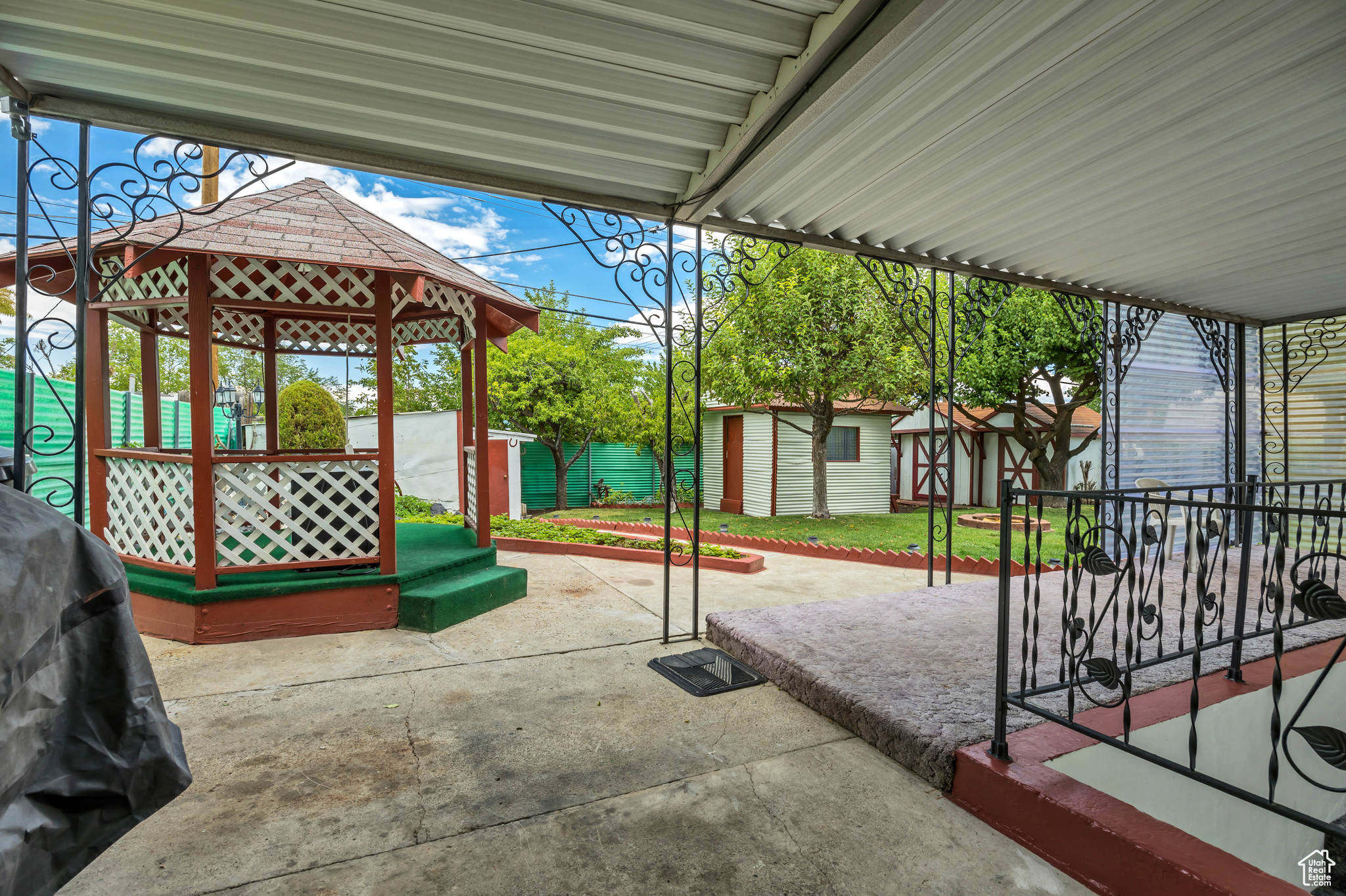 HOFFMAN HEIGHTS - Residential