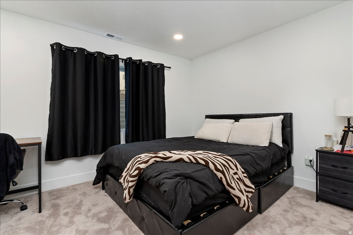 MOUNTAIN RIDGE - Residential