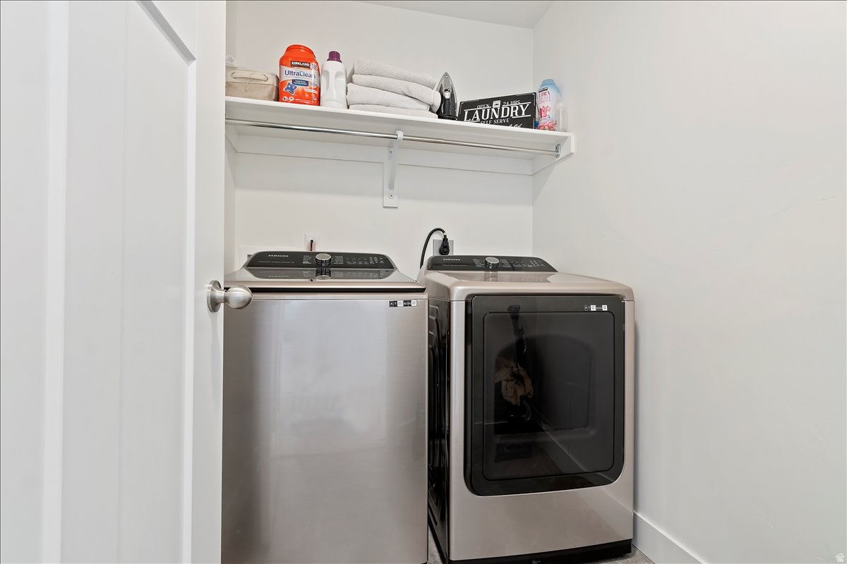 MOUNTAIN RIDGE - Residential