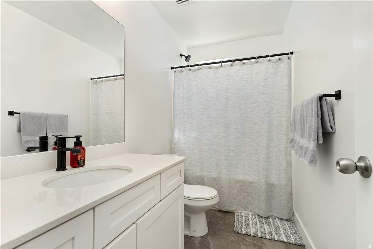 MOUNTAIN RIDGE - Residential