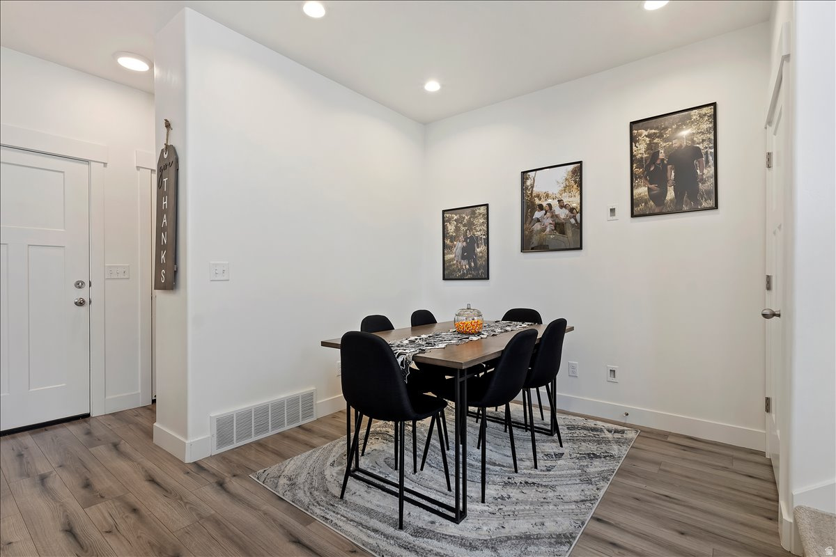 MOUNTAIN RIDGE - Residential