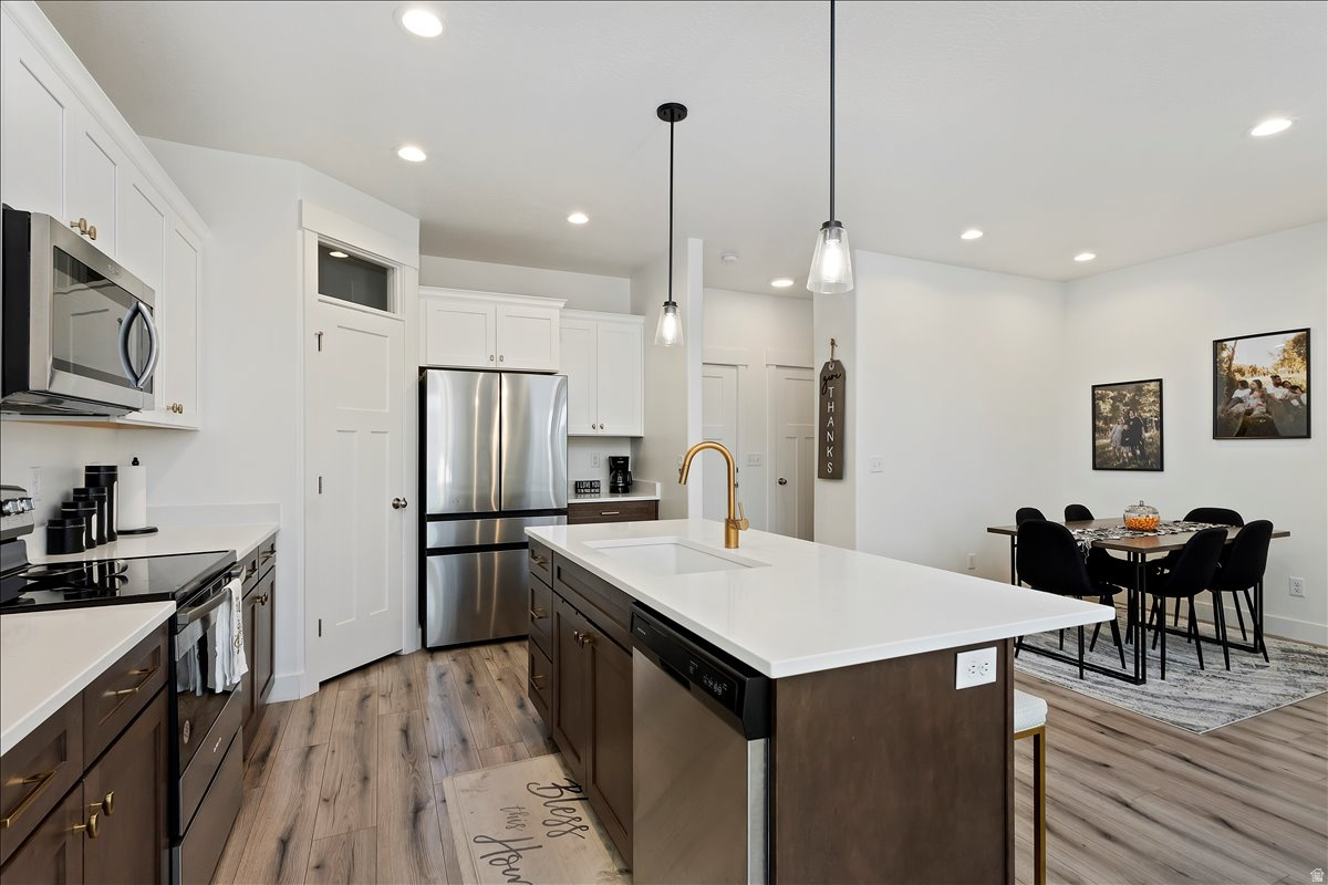 MOUNTAIN RIDGE - Residential