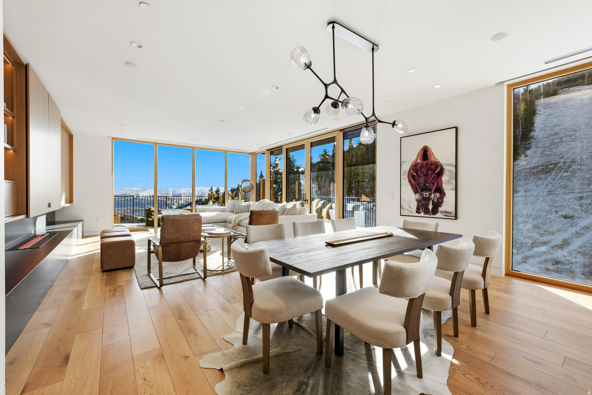 FOUNDERS PLACE - Residential