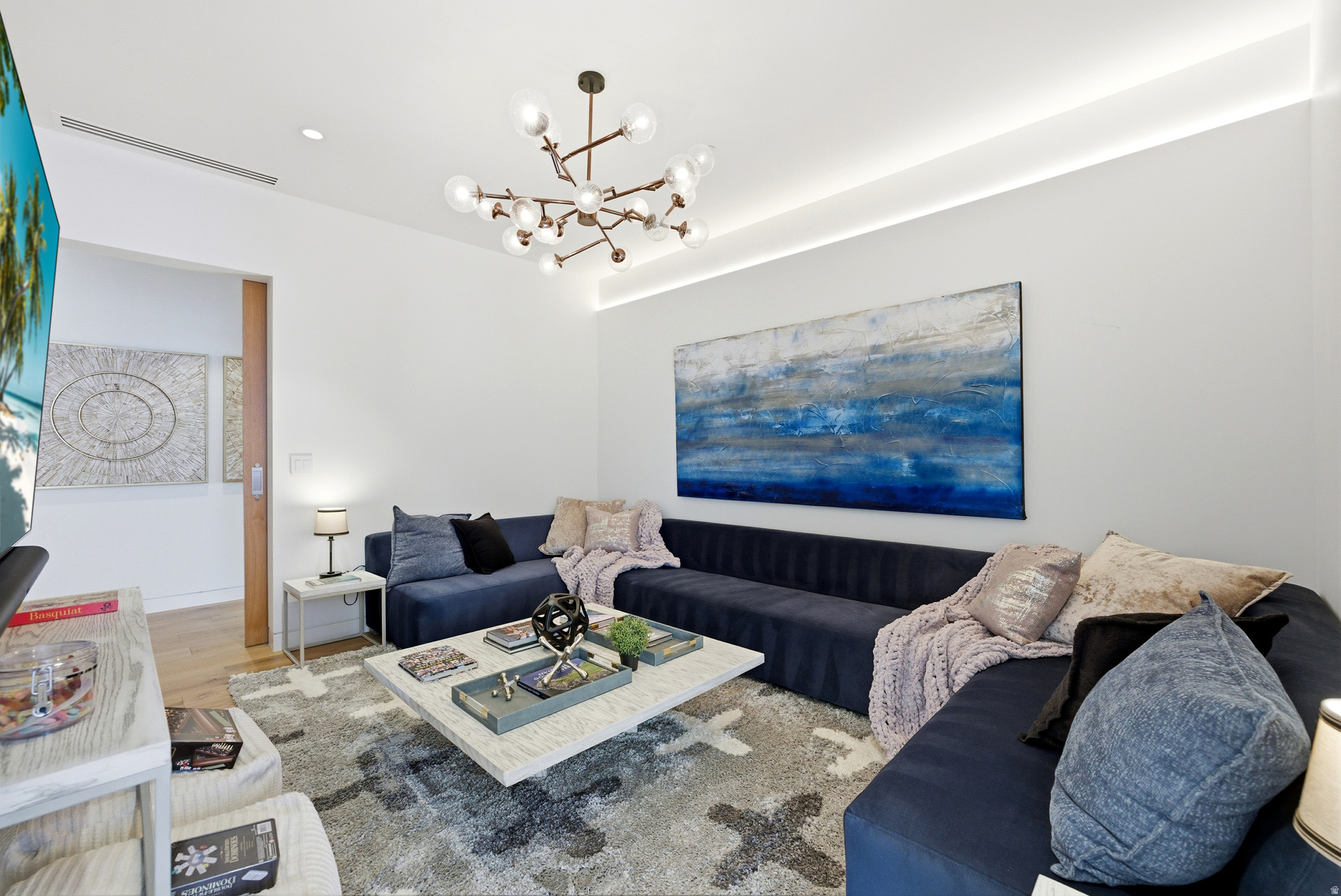 FOUNDERS PLACE - Residential