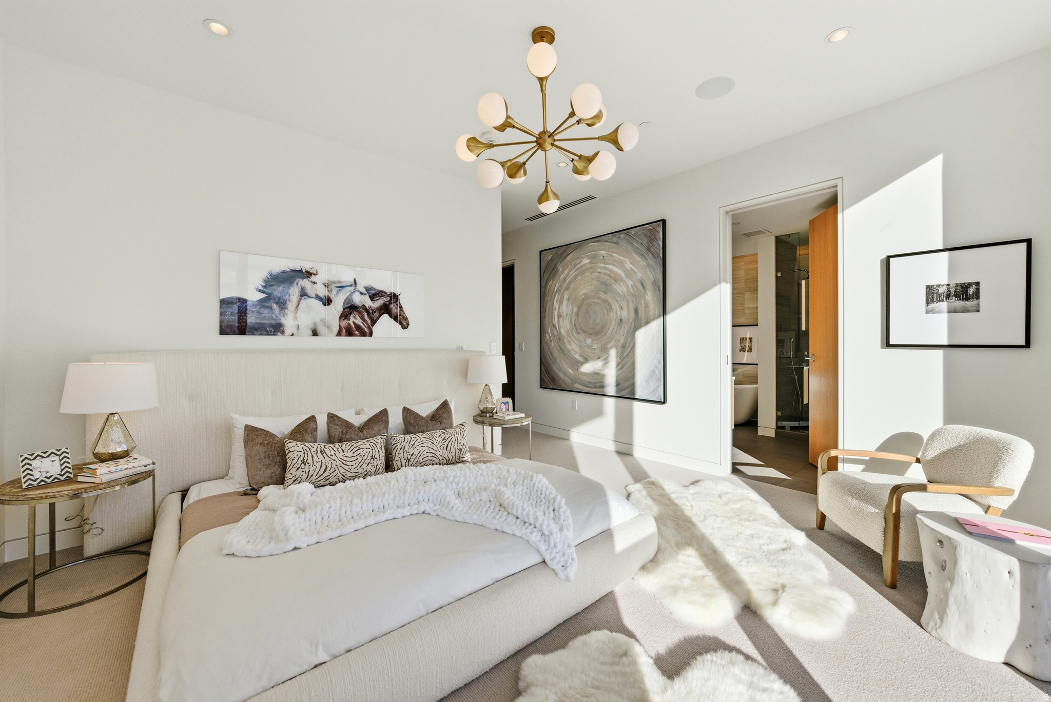 FOUNDERS PLACE - Residential