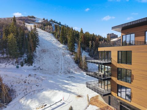 Tiny photo for 3267 W DEER HOLLOW DR #3206, Deer Valley, UT 84060 (MLS # 2126710)