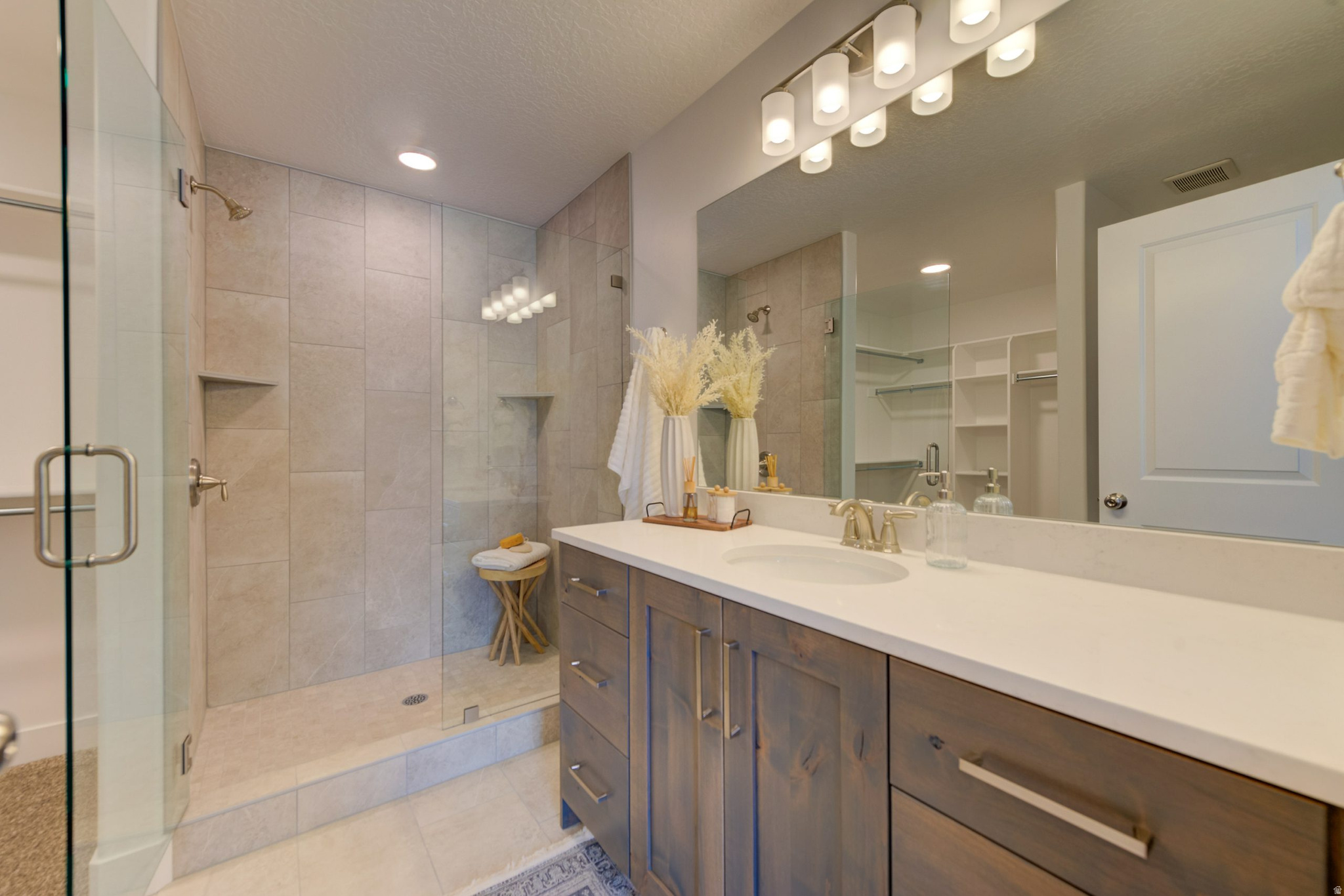 OVERLAKE ESTATES - Residential