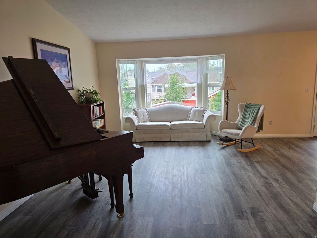 Photo of 1263 E GRAYSON CT S, Sandy, UT 84094 (MLS # 2159880)