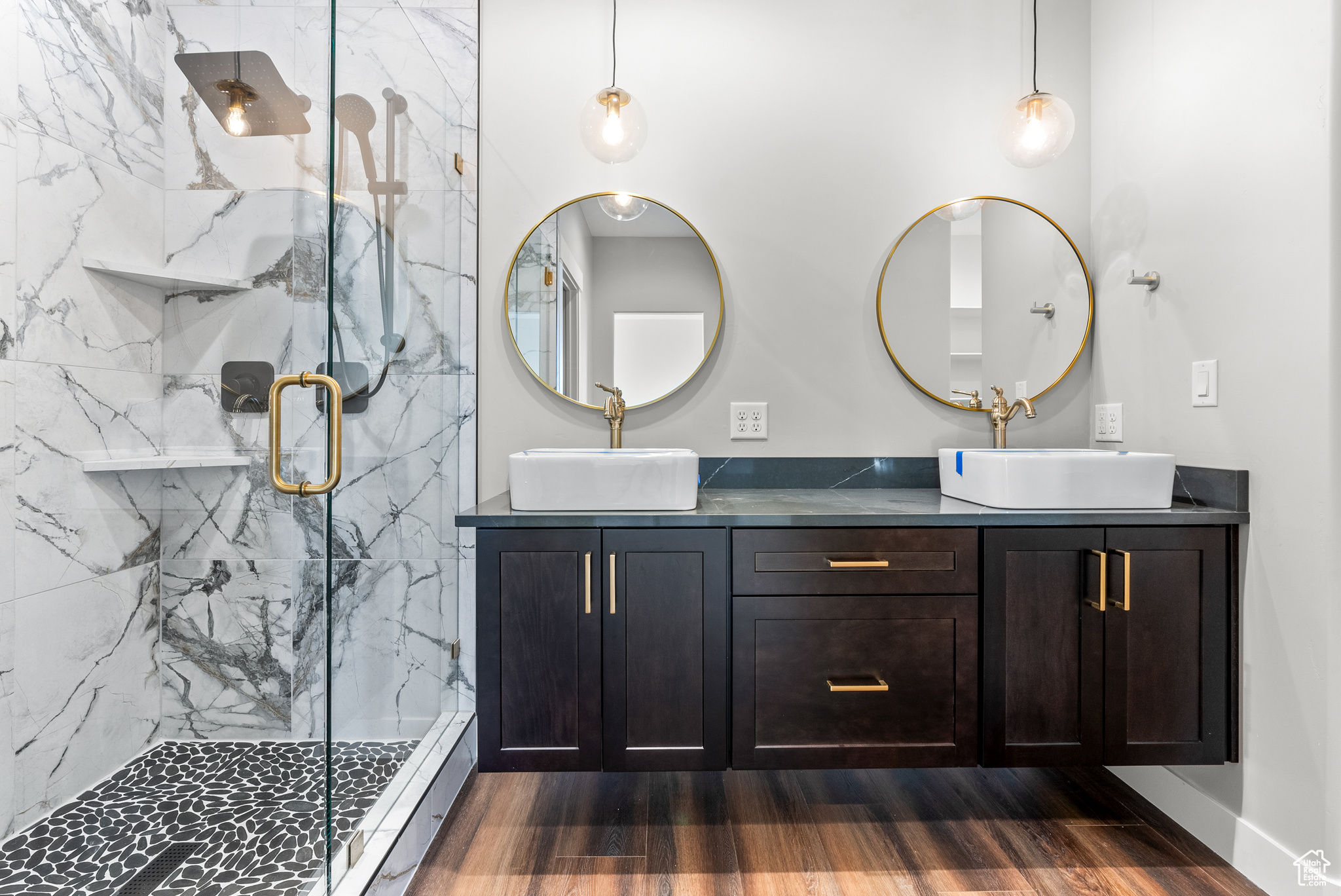 PARK ESTATES - Residential