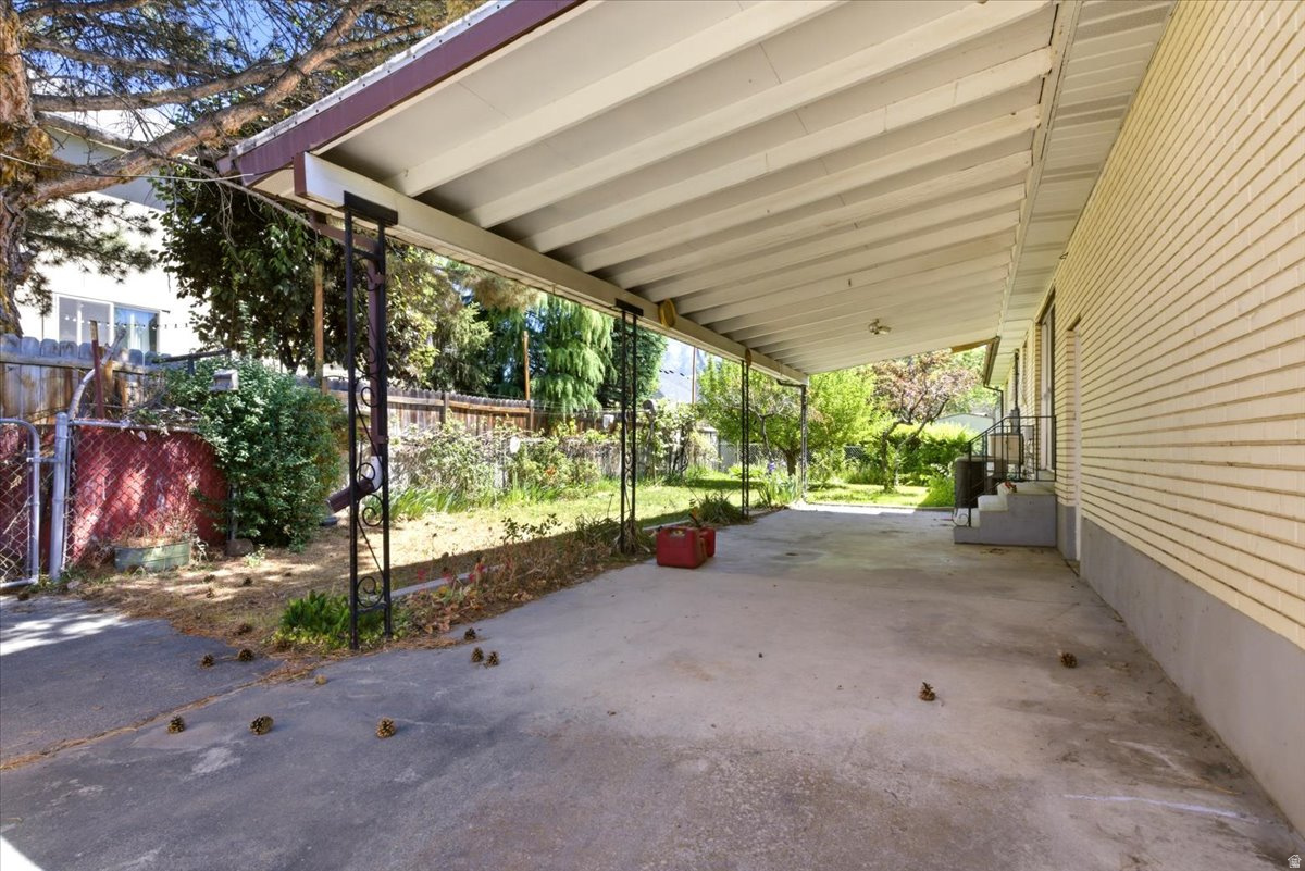 PEACHWOOD ESTATES - Residential