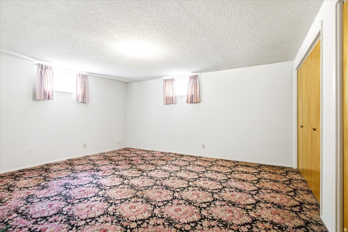 PEACHWOOD ESTATES - Residential