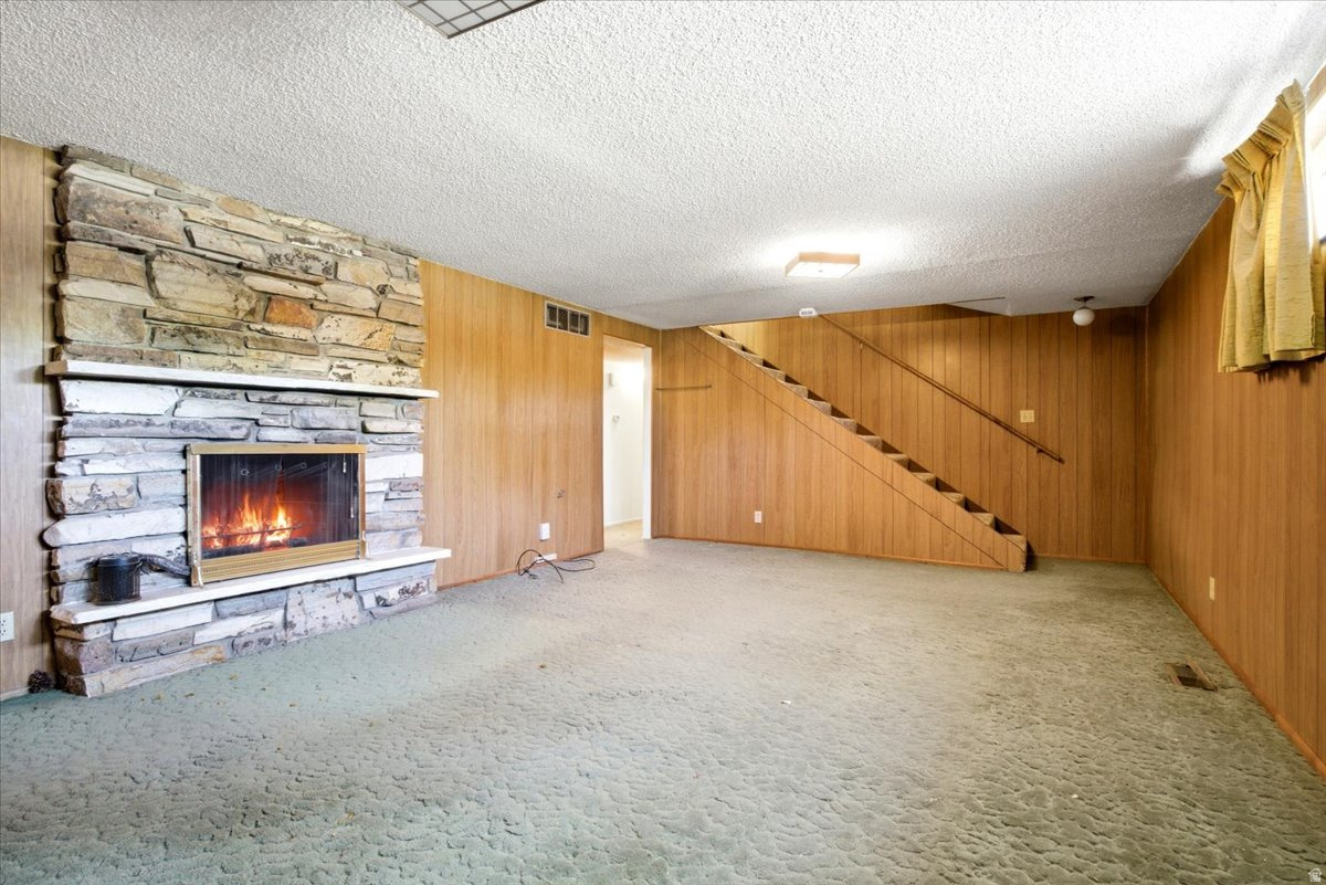 PEACHWOOD ESTATES - Residential