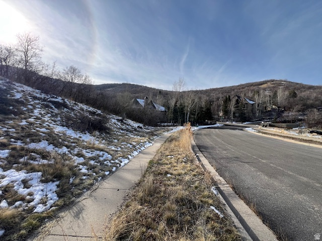 HIGHLAND OAKS SUB - Land