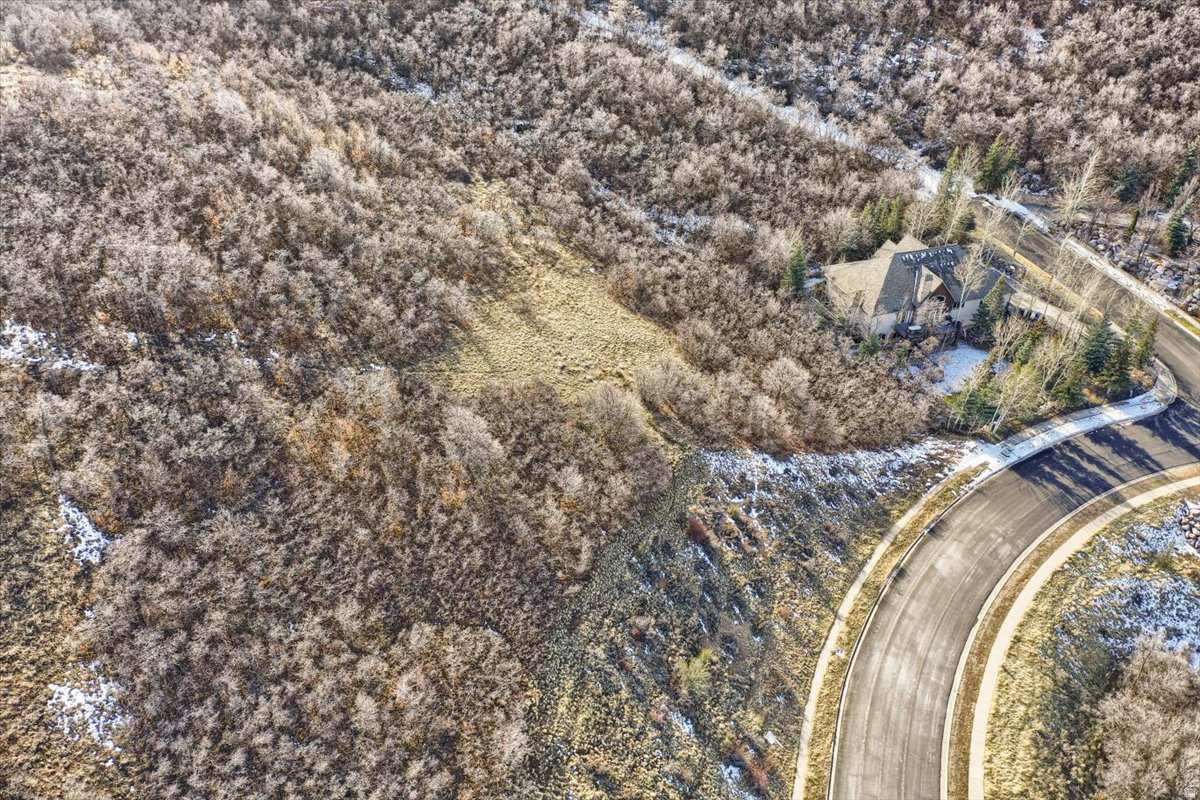 HIGHLAND OAKS SUB - Land