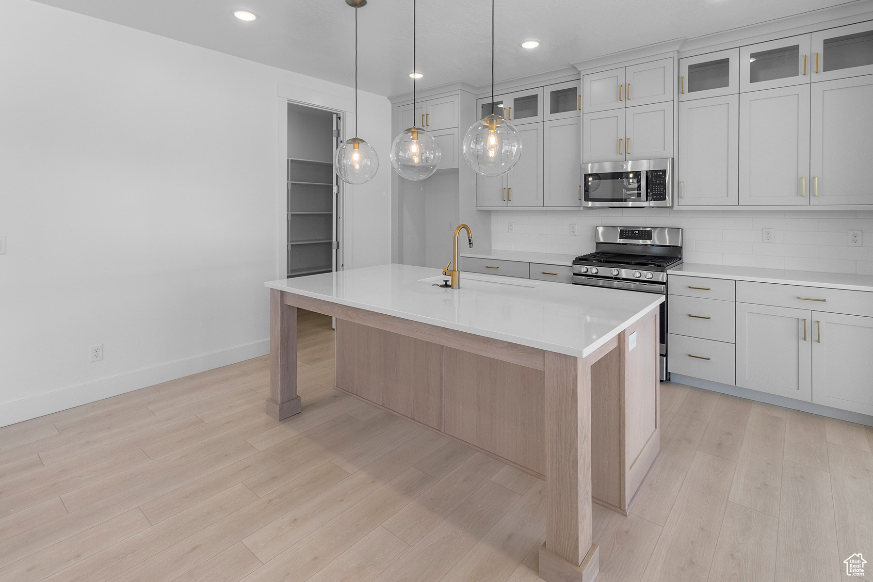 678 N 600 #103, Tremonton, Utah image 3