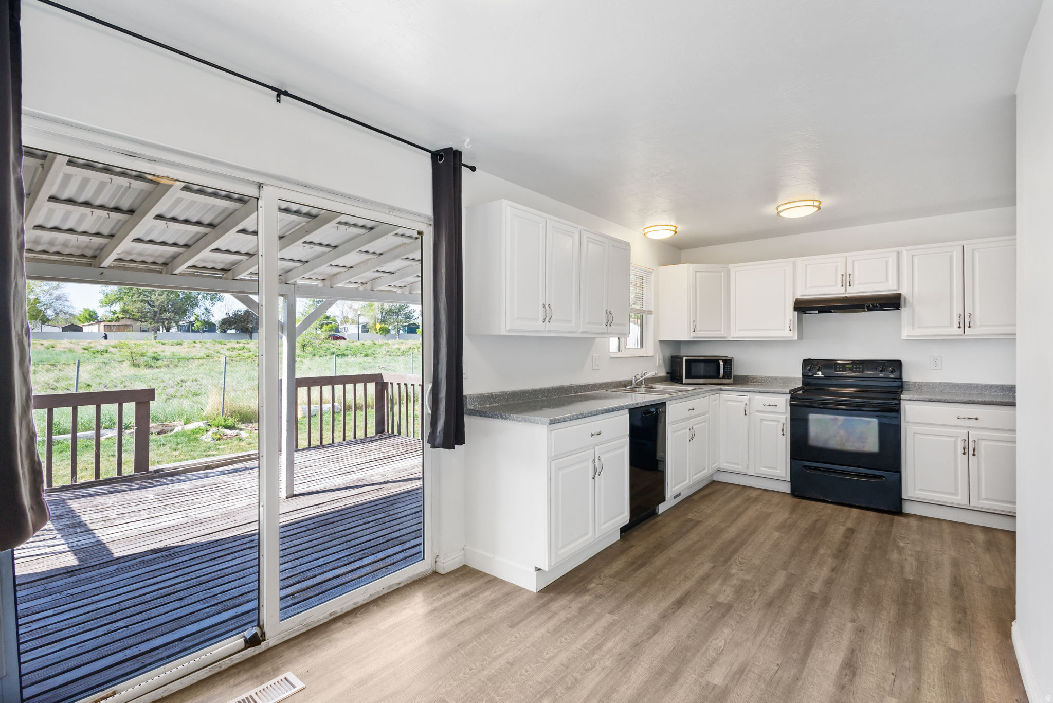 HECTOR VILLAGE - Residential