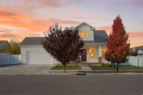 Tiny photo for 961 N 120 E, Santaquin, UT 84655 (MLS # 2122396)