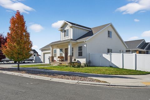 Tiny photo for 961 N 120 E, Santaquin, UT 84655 (MLS # 2122396)