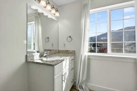 Tiny photo for 961 N 120 E, Santaquin, UT 84655 (MLS # 2122396)